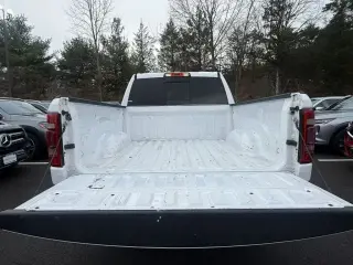 Ram 1500 2021 4x4 Laramie 4dr Crew Cab 5.6 ft. SB Pickup