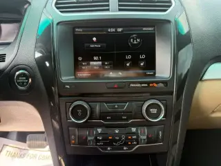 Ford Explorer 2016 XLT 4dr SUV