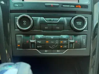 Ford Explorer 2016 XLT 4dr SUV