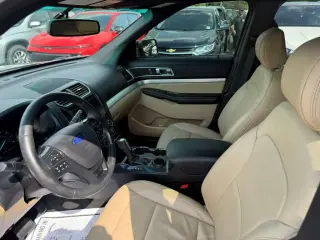 Ford Explorer 2016 XLT 4dr SUV