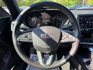 Cadillac CT4 2023 Luxury 4dr Sedan