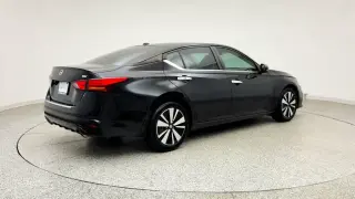 Nissan Altima 2021 2.5 SV 4dr Sedan