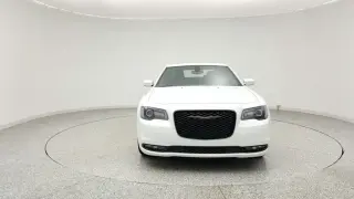 Chrysler 300 2023 S V6 4dr Sedan