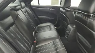 Chrysler 300 2023 S V6 4dr Sedan