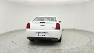 Chrysler 300 2023 S V6 4dr Sedan