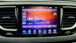 Chrysler Pacifica Hybrid 2020 Touring L 4dr Mini-Van