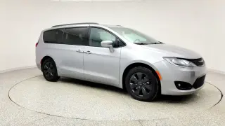 Chrysler Pacifica Hybrid 2020 Touring L 4dr Mini-Van