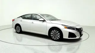 Nissan Altima 2024 AWD 2.5 SV 4dr Sedan