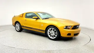 Ford Mustang 2010 V6 Premium 2dr Fastback