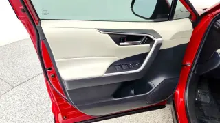 Toyota RAV4 2023 XLE Premium 4dr SUV