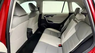 Toyota RAV4 2023 XLE Premium 4dr SUV