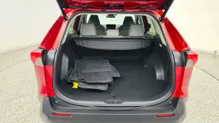 Toyota RAV4 2023 XLE Premium 4dr SUV