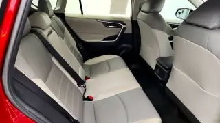 Toyota RAV4 2023 XLE Premium 4dr SUV
