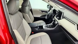 Toyota RAV4 2023 XLE Premium 4dr SUV