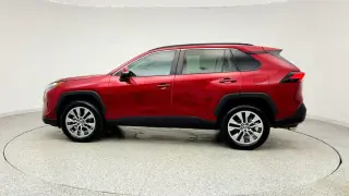 Toyota RAV4 2023 XLE Premium 4dr SUV