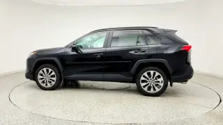 Toyota RAV4 2023 AWD XLE Premium 4dr SUV