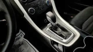 Ford Fusion 2016 SE 4dr Sedan