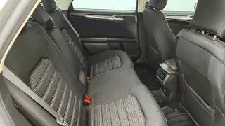 Ford Fusion 2016 SE 4dr Sedan