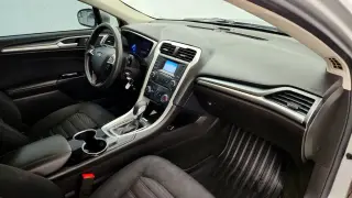 Ford Fusion 2016 SE 4dr Sedan