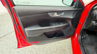 Kia Forte 2021 FE 4dr Sedan 6M