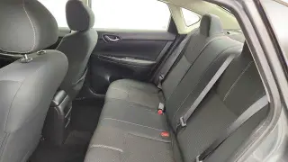 Nissan Sentra 2018 S 4dr Sedan 6M