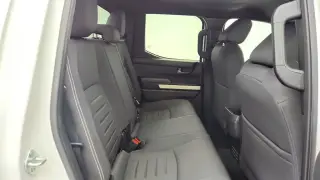 Toyota Tacoma 2024 4x4 SR5 4dr Double Cab 5.0 ft SB