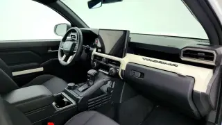Toyota Tacoma 2024 4x4 SR5 4dr Double Cab 5.0 ft SB