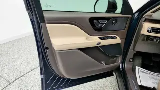 Lincoln Aviator 2022 Reserve 4dr SUV