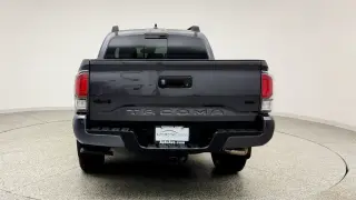 Toyota Tacoma 2023 4x4 Limited 4dr Double Cab 5.0 ft SB