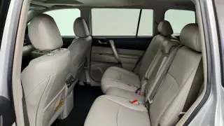 Toyota Highlander 2013 AWD Base 4dr SUV