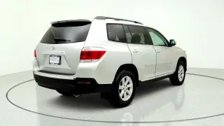 Toyota Highlander 2013 AWD Base 4dr SUV