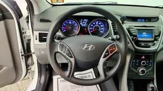 Hyundai ELANTRA 2016 SE 4dr Sedan 6M (US)