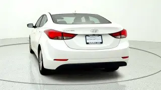 Hyundai ELANTRA 2016 SE 4dr Sedan 6M (US)