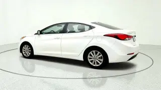 Hyundai ELANTRA 2016 SE 4dr Sedan 6M (US)