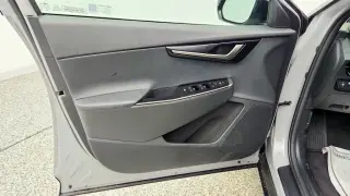 Kia EV6 2025 Light Long Range 4dr Crossover
