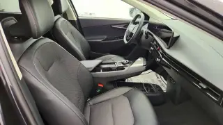 Kia EV6 2025 Light Long Range 4dr Crossover