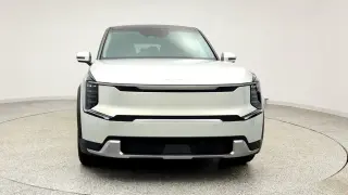 Kia EV9 2026 Light 4dr SUV