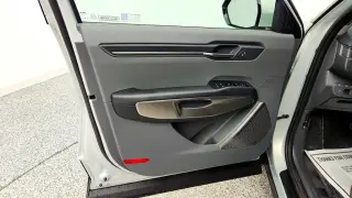 Kia EV9 2026 Light 4dr SUV