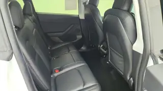 Tesla Model Y 2021 AWD Long Range 4dr Crossover