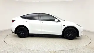 Tesla Model Y 2021 AWD Long Range 4dr Crossover
