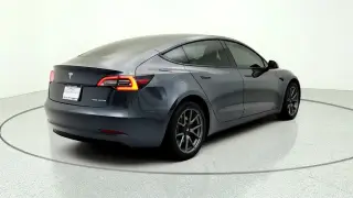 Tesla Model 3 2022 AWD Long Range 4dr Sedan
