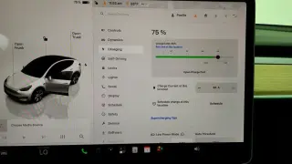 Tesla Model Y 2023 AWD 4dr Crossover