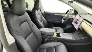 Tesla Model Y 2023 AWD 4dr Crossover
