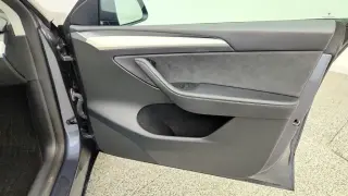 Tesla Model Y 2023 AWD 4dr Crossover