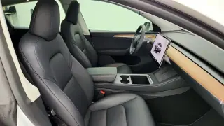 Tesla Model Y 2024 AWD Long Range 4dr Crossover