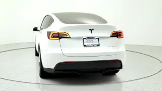 Tesla Model Y 2024 AWD Long Range 4dr Crossover