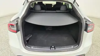 Tesla Model Y 2023 AWD Performance 4dr Crossover