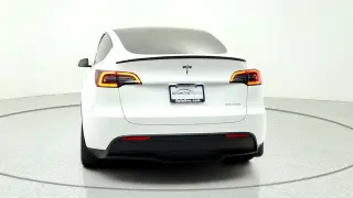 Tesla Model Y 2023 AWD Performance 4dr Crossover