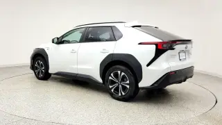 Subaru Solterra 2024 AWD Premium 4dr Crossover