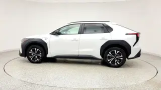 Subaru Solterra 2024 AWD Premium 4dr Crossover
